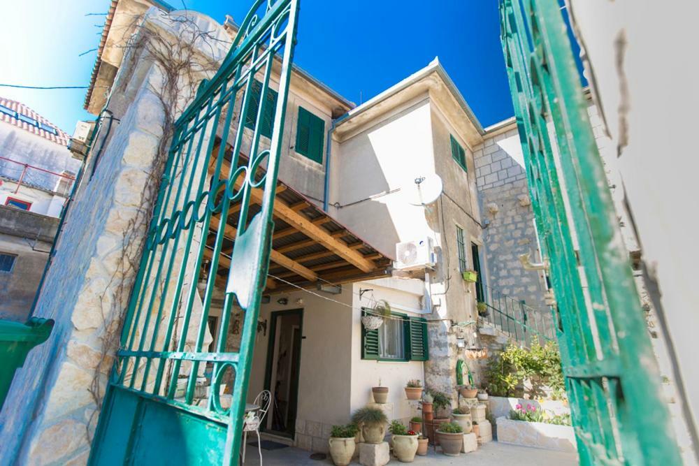 Apartment Antica With Yard & Bbq Split Dış mekan fotoğraf